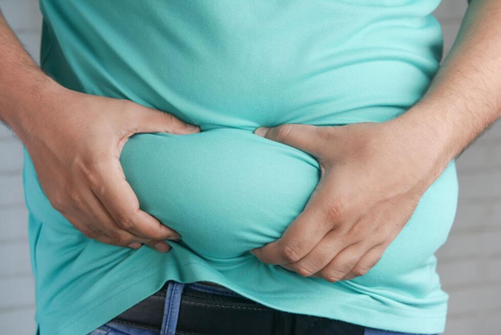 Use péptidos Tesamorelin para reducir la grasa abdominal